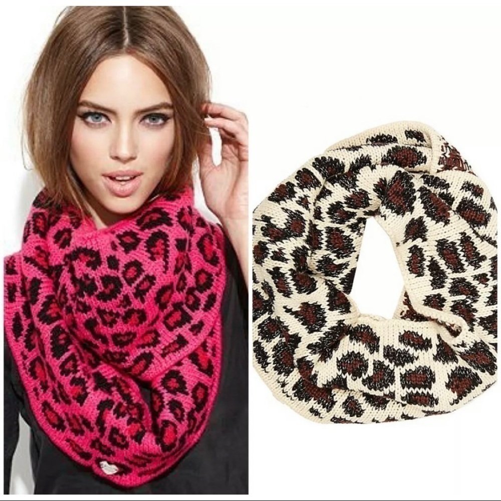 NWT Betsey Johnson Womens Beige Leopard Print Sweater Knit Infinity Scarf ~ NEW!
